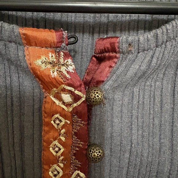 Soft Surroundings Gray Tapestry Contrasting Cuff Size Large - Picture 3 of 8